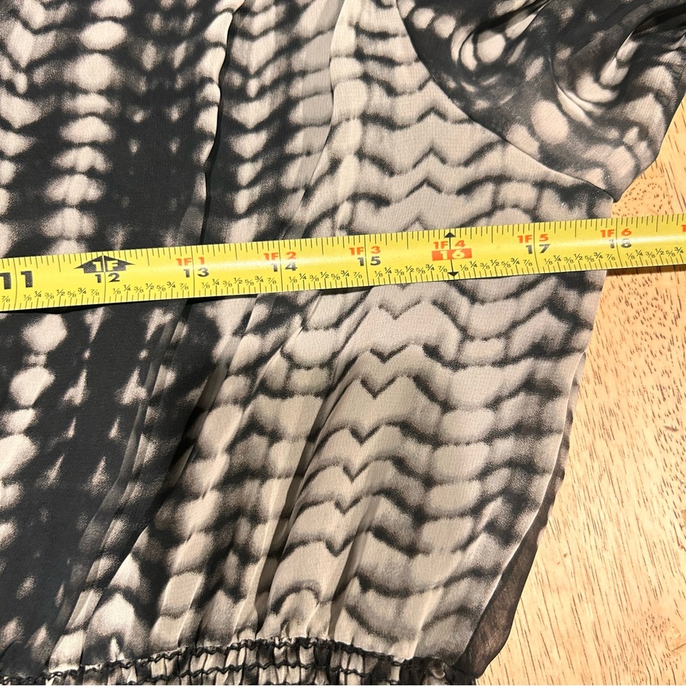 My Beloved Elegant Black and White Women's Midi Dress Size Large (fits like a M) - Picture 10 of 11